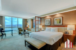 MGM Signature-28-618 Jacuzzi Studio